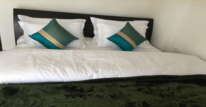 ROOM 2
